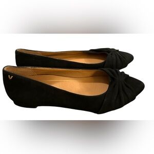 Vionic Gramercy Black Flats size 9